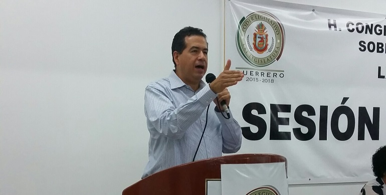 iniciativa_ricardo_mejia_congreso