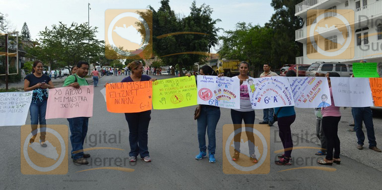 bloqueos_chilpancigno_maestros_ceteg (1)