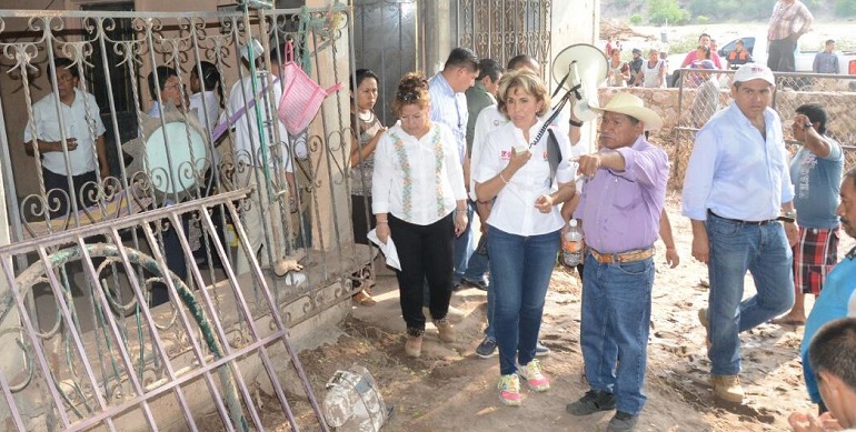 entrega_apoyos_dif_copalillo (2)