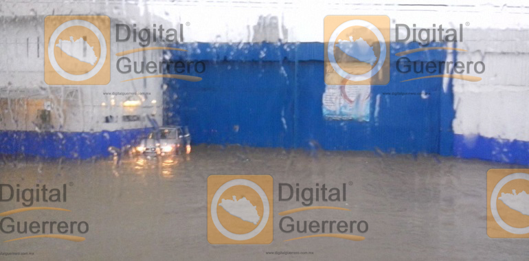 Lluvias provocan inundaciones en Guerrero 3