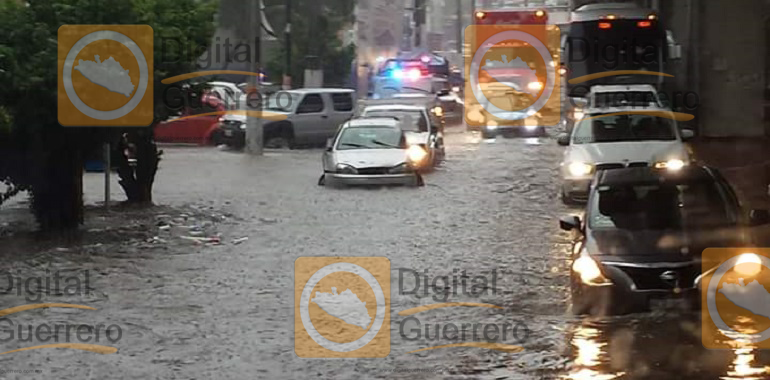 Lluvias provocan inundaciones en Guerrero