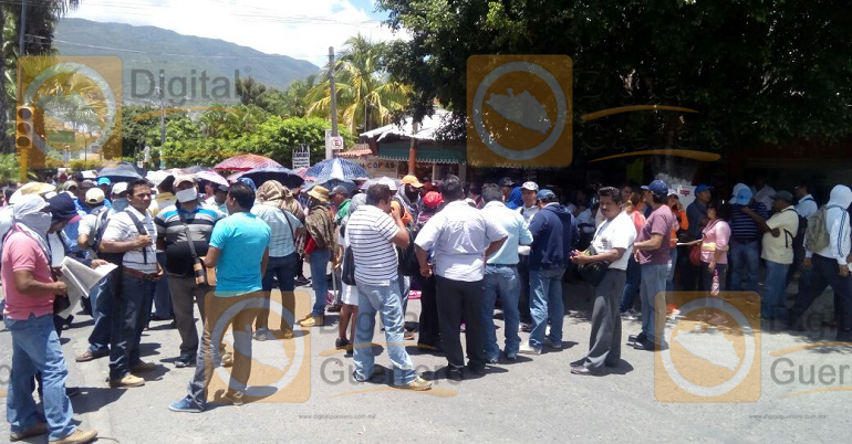 protesta_maestros_chilpancingo1