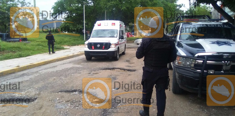 Enfrentamiento entre Policía Estatal y civiles en Acapulco; tres detenidos