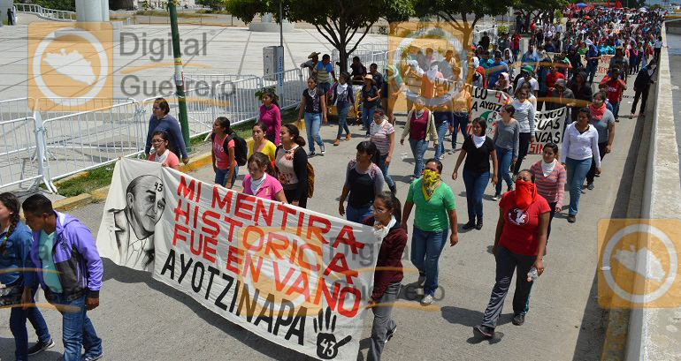 marchan-a-casi-dos-anos-del-caso-ayotzinapa-en-chilpancingo