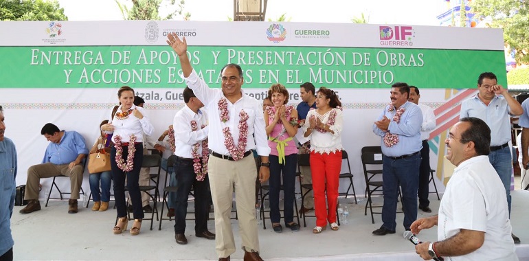 obras-y-acciones-sociales-por-mas-de-16-mdp-anuncia-hector-astudillo-para-cuetzala-del-progreso