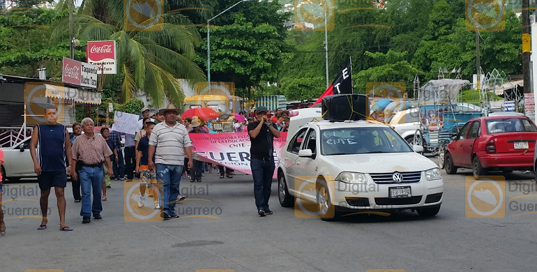 marcha_ceteg_costera_acapulco-3