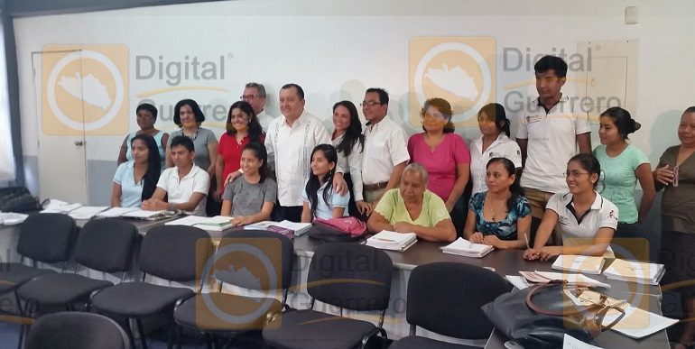 quemas_libros_uagro_-1