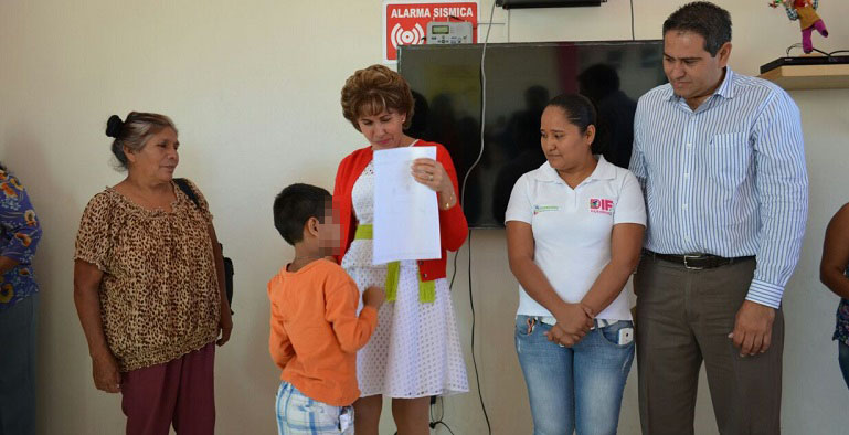 reintegracion_ninos_familias_dif_guerrero-2