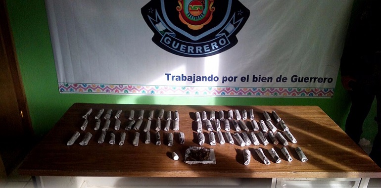 asegura-policia-estatal-acreditable-en-acapulco-a-menor-de-edad-en-posesion-de-presunta-marihuana