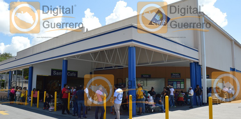 cierran-supermercados-en-chilpancingo-por-reinicio-de-movilizaciones-de-la-ceteg-1