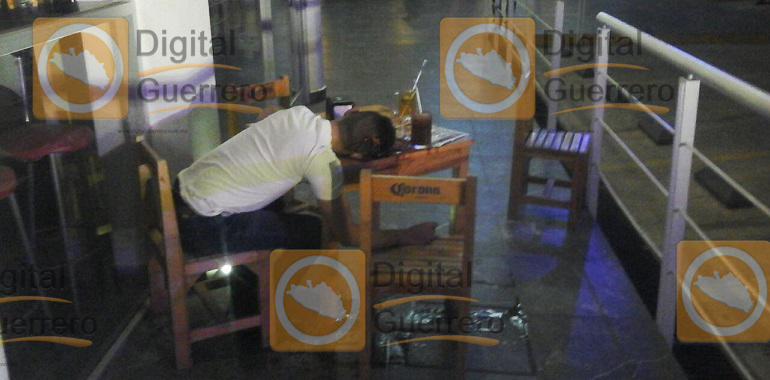 ejecutan-a-un-ingeniero-en-plaza-comercial-de-chilpancingo
