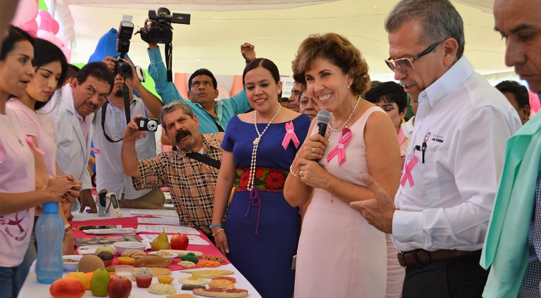 feria_salud_cancer_mujer-1