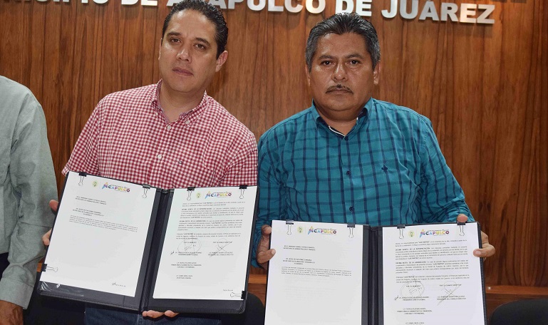 firma_convenio_ayuntamiento_canaco-2