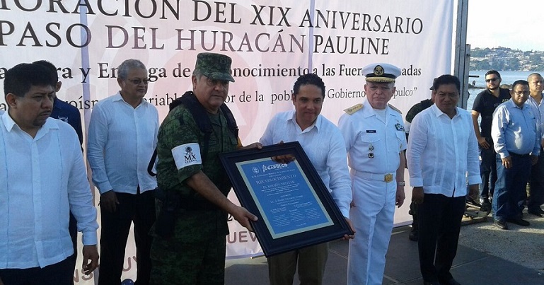 homenaje_aniversario_huracan_paulina_acapulco-1