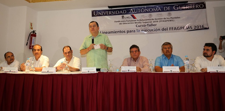 preparatorias_uagro_rector