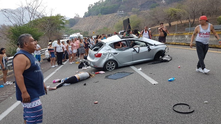 Choque En La Autopista Del Sol Deja Una Mujer Muerta Y 5 Heridos El Segundero Noticias 2765