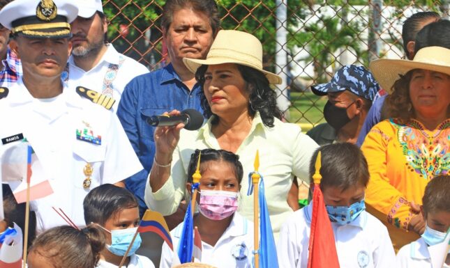 Se debe enseñar a nuestros hijos que Acapulco tiene cultura, resalta Abelina López