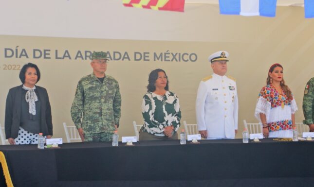 Asiste Abelina López, a conmemoración del 197 aniversario de la Armada de México