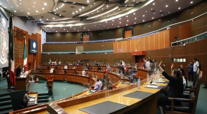 Continúan sesiones en el Congreso para la aprobación de leyes de ingresos municipales y tablas de valores