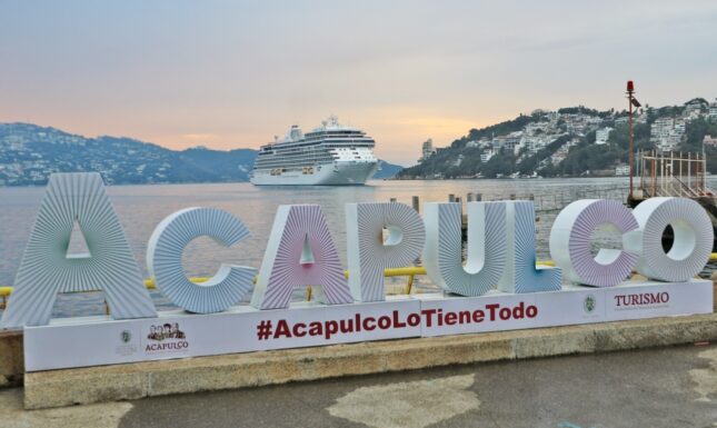Arriba al puerto de Acapulco el crucero “Seven Seas Splendor”, último navío del año