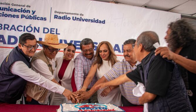 Festeja la UAGro el 41 aniversario de Radio Universidad