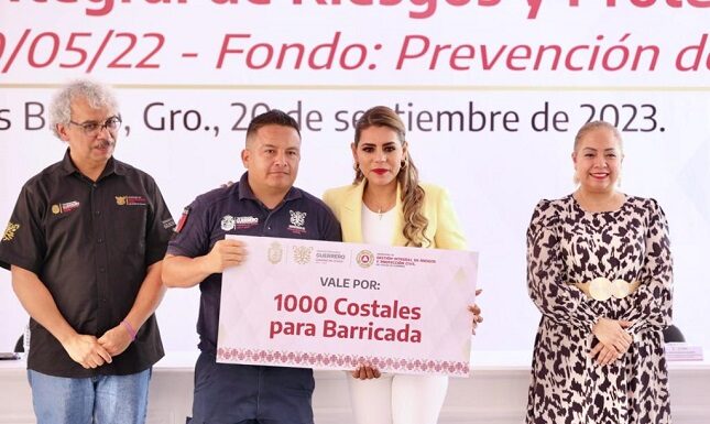 Entrega Evelyn Salgado más de 7.8 MDP en equipo y herramientas a la Secretaría de Gestión Integral de Riesgos y Protección Civil Guerrero
