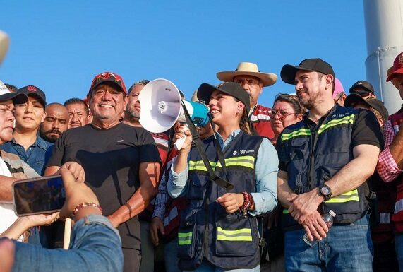 Instruye Evelyn Salgado a servidores públicos estatales a redoblar esfuerzos para limpiar Acapulco
