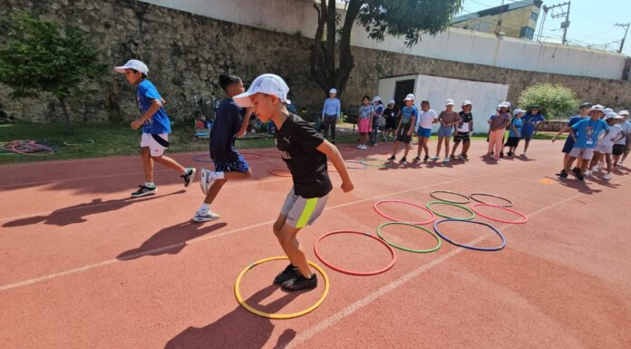 Continúan Niñas, niños y jóvenes disfrutando del Curso de Verano UDA 2025
