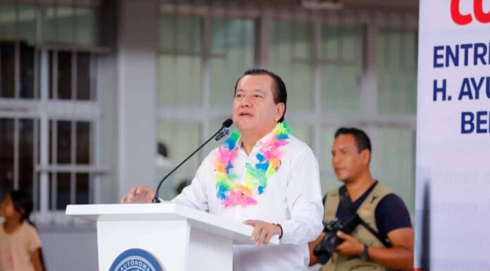 Inaugura Javier Saldaña obras de infraestructura educativa en gira por Costa Grande