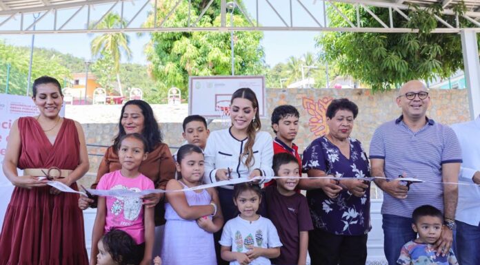 Inaugura la Gobernadora Evelyn Salgado Pineda el Parque de la colonia Mártires del 68 en Acapulco