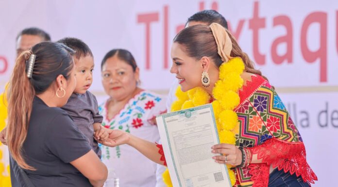 Evelyn Salgado reafirma inversión histórica en La Montaña: más caminos, obras y bienestar para Tlalixtlaquilla y Alpoyeca