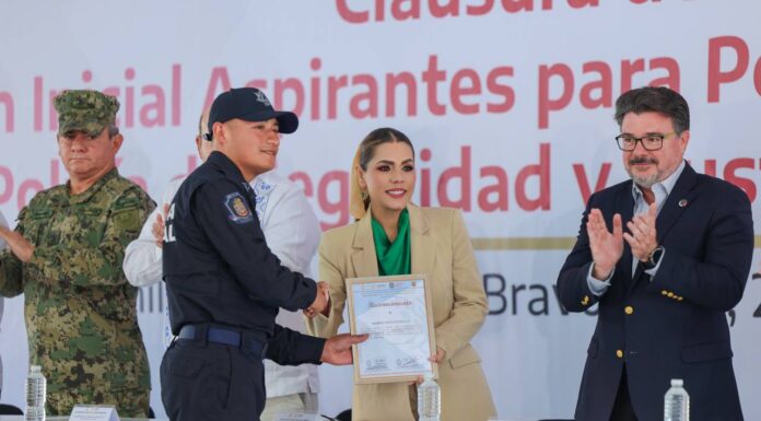 Evelyn Salgado fortalece a la Policía Estatal con más de 98 MDP de inversión en equipo e infraestructura para consolidar la seguridad de Guerrero