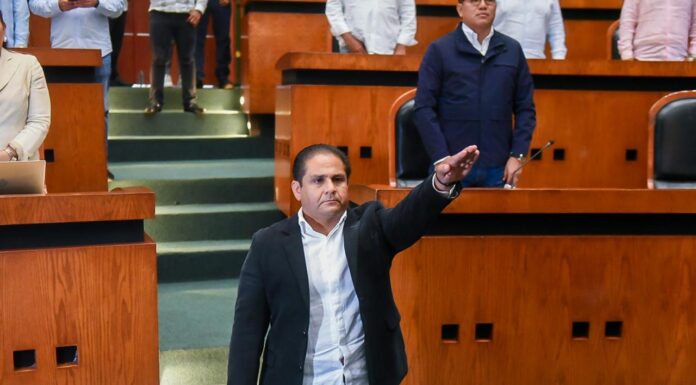 Rinde protesta ante el pleno Joaquín Badillo como Presidente de la JUCOPO