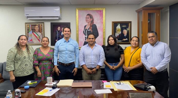 Atiende Presidente de JUCOPO a Comisión de ciudadanos de Huitzuco