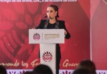 Evelyn Salgado y Liz Salgado entregan aparatos funcionales a familias de 20 municipios de Guerrero